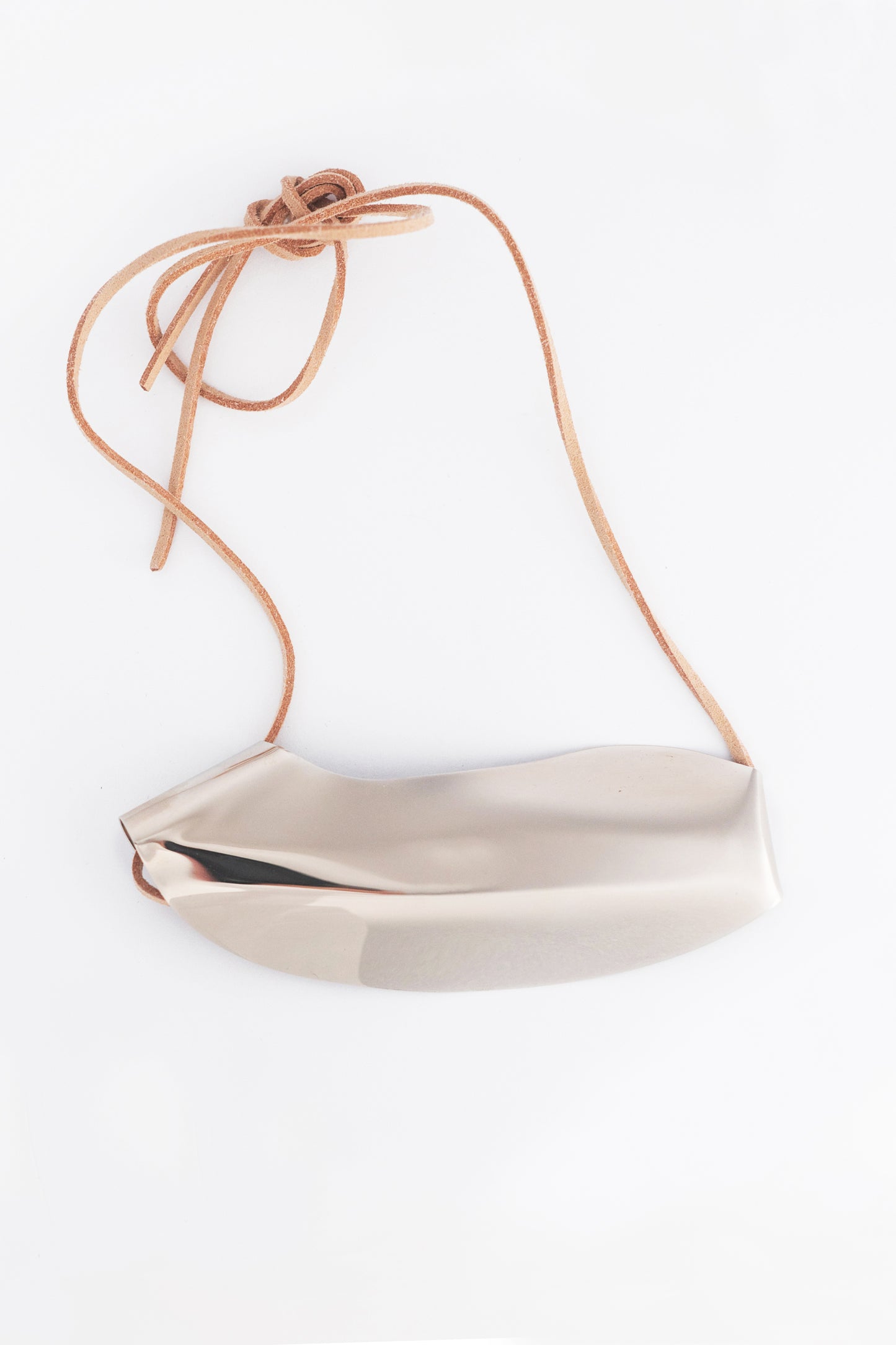 Mae necklace 01