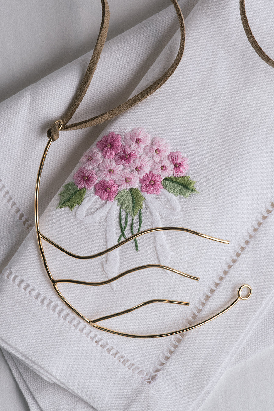 Coral neckpiece