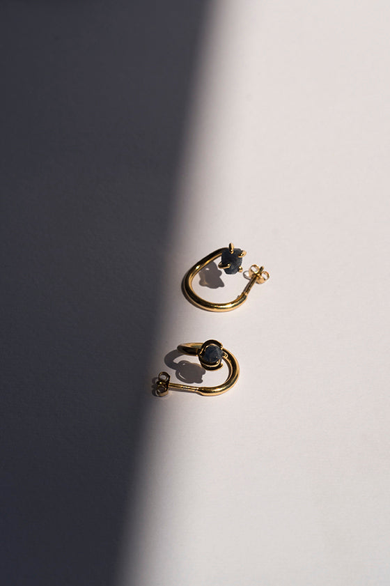 Twisted earrings sapphire mini