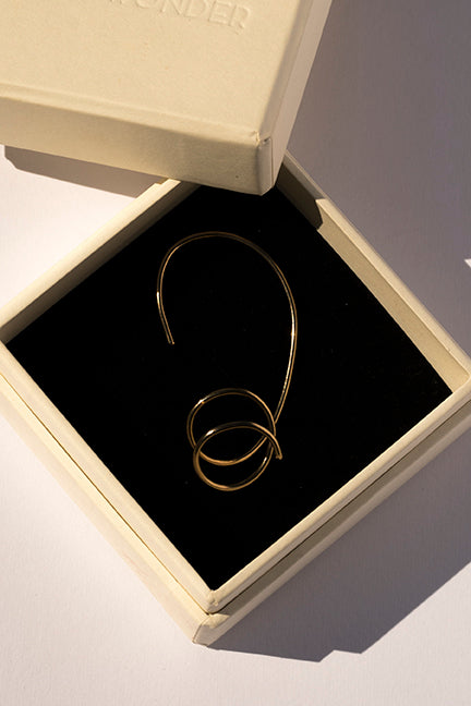 Playground ear cuff sans embellishment
