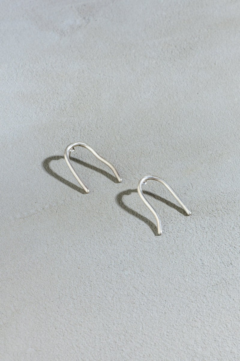 Cave earrings size L