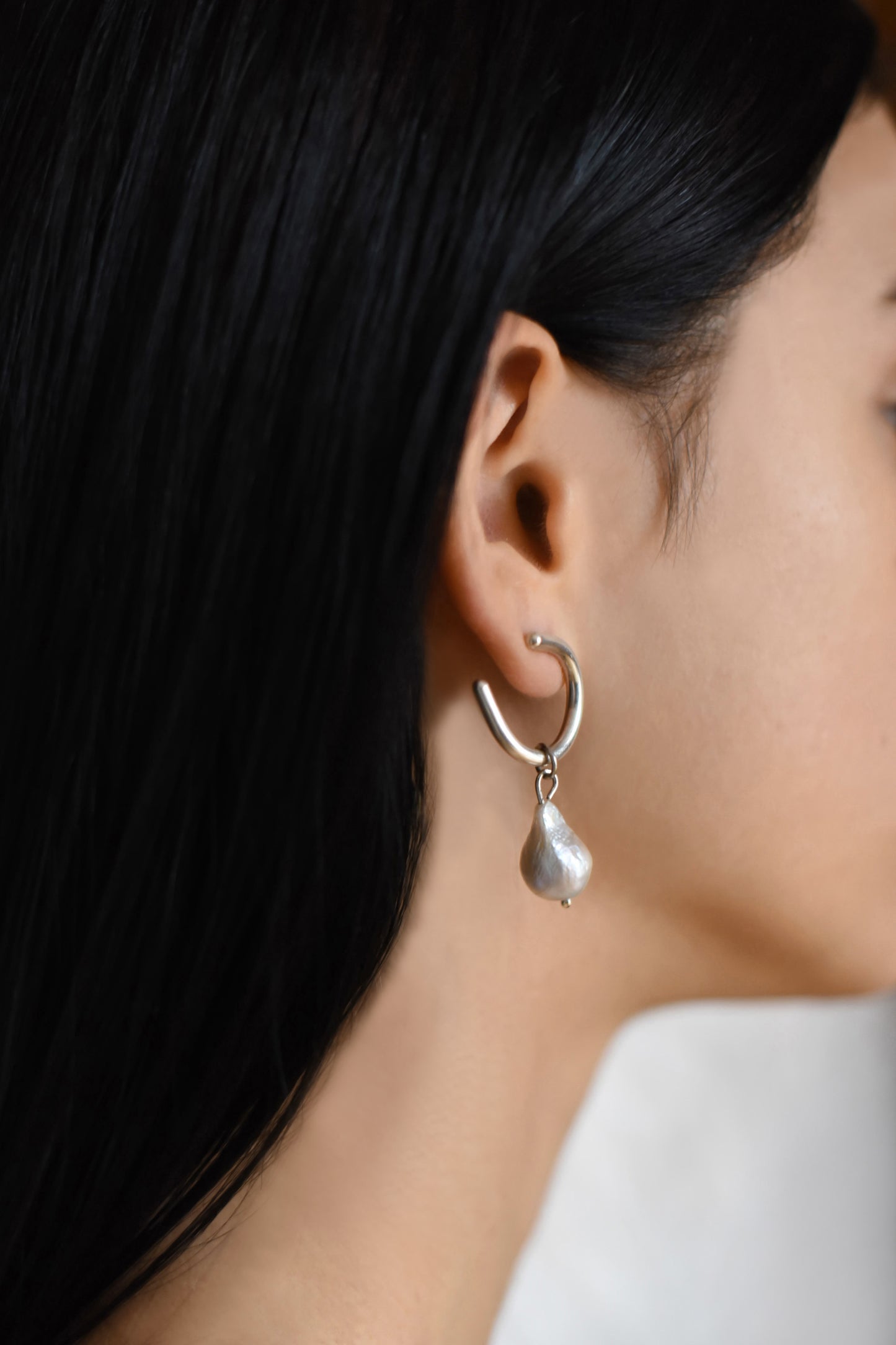 Pearl Twisted earrings