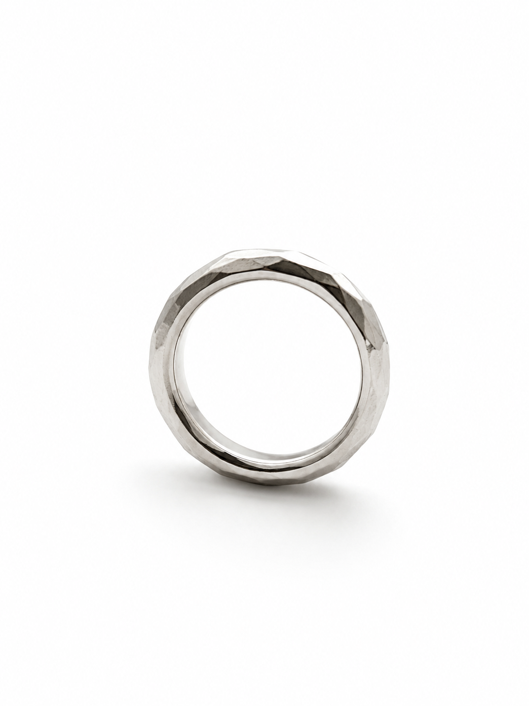 Cut Ring