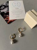 Pearl Twisted earrings