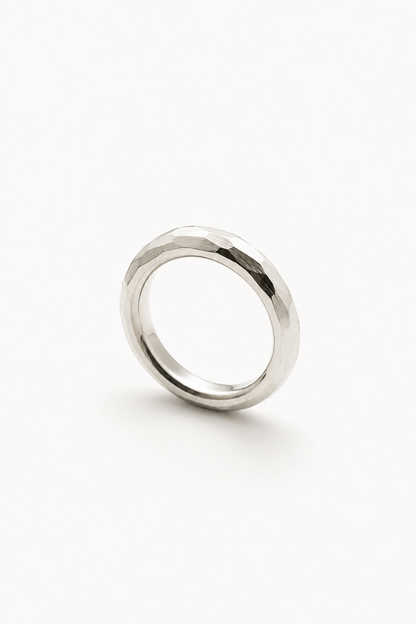 Cut Ring