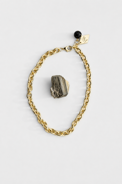 Anchor necklace gold