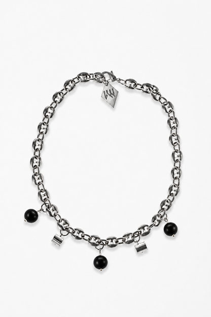 Bullets and pearls necklace onyx