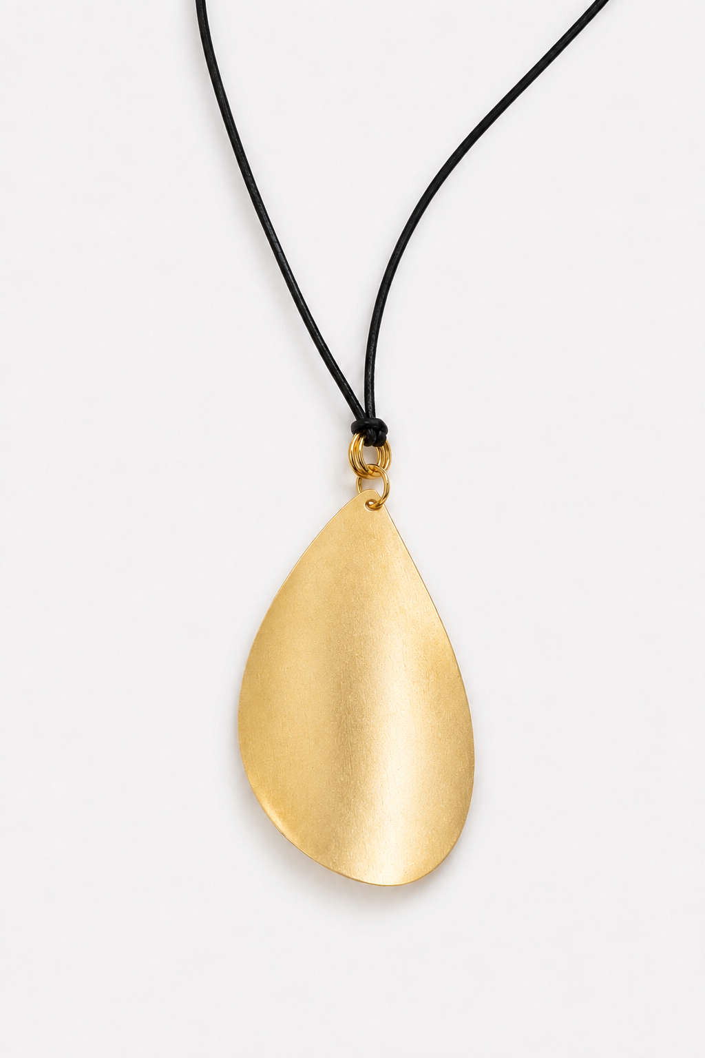 Shell necklace matte finsh