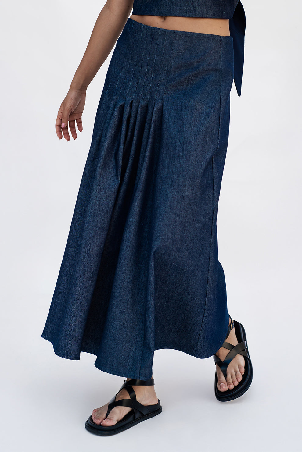 Pleated maxy skirt/PREORDER