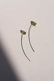 Sprout ear pin peridot