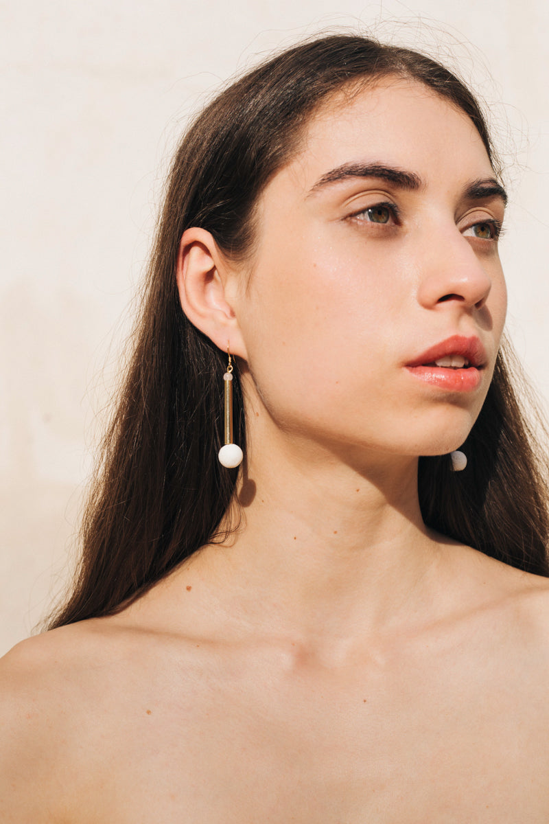 Bellevue earrings gold white coral&rose quartz