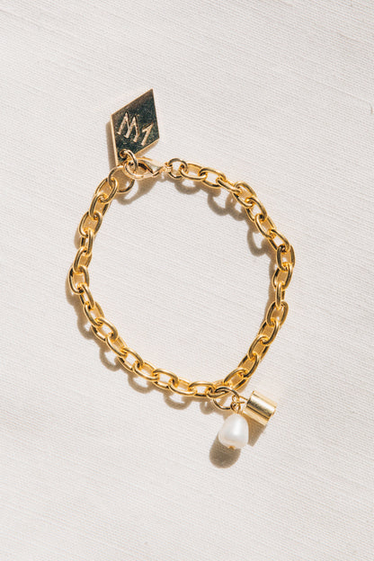 Bullet Bracelet Gold by the sustainable designer brand Little Wonder