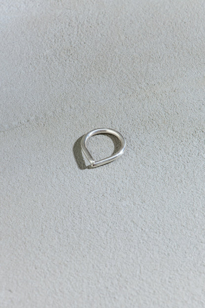 Twisted ring