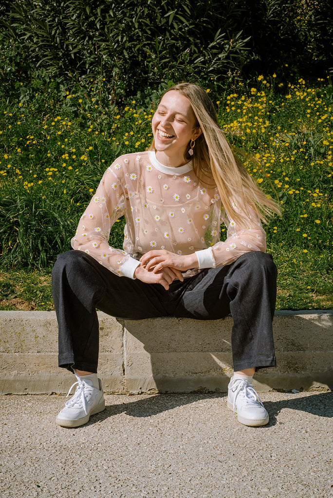 Light Rose Daisy Sweatshirt
