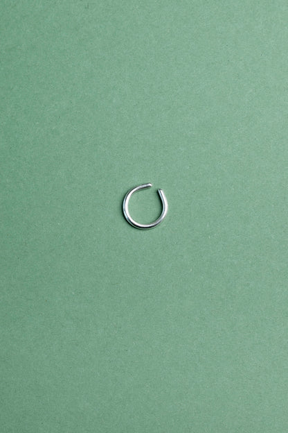 Single ear cuff