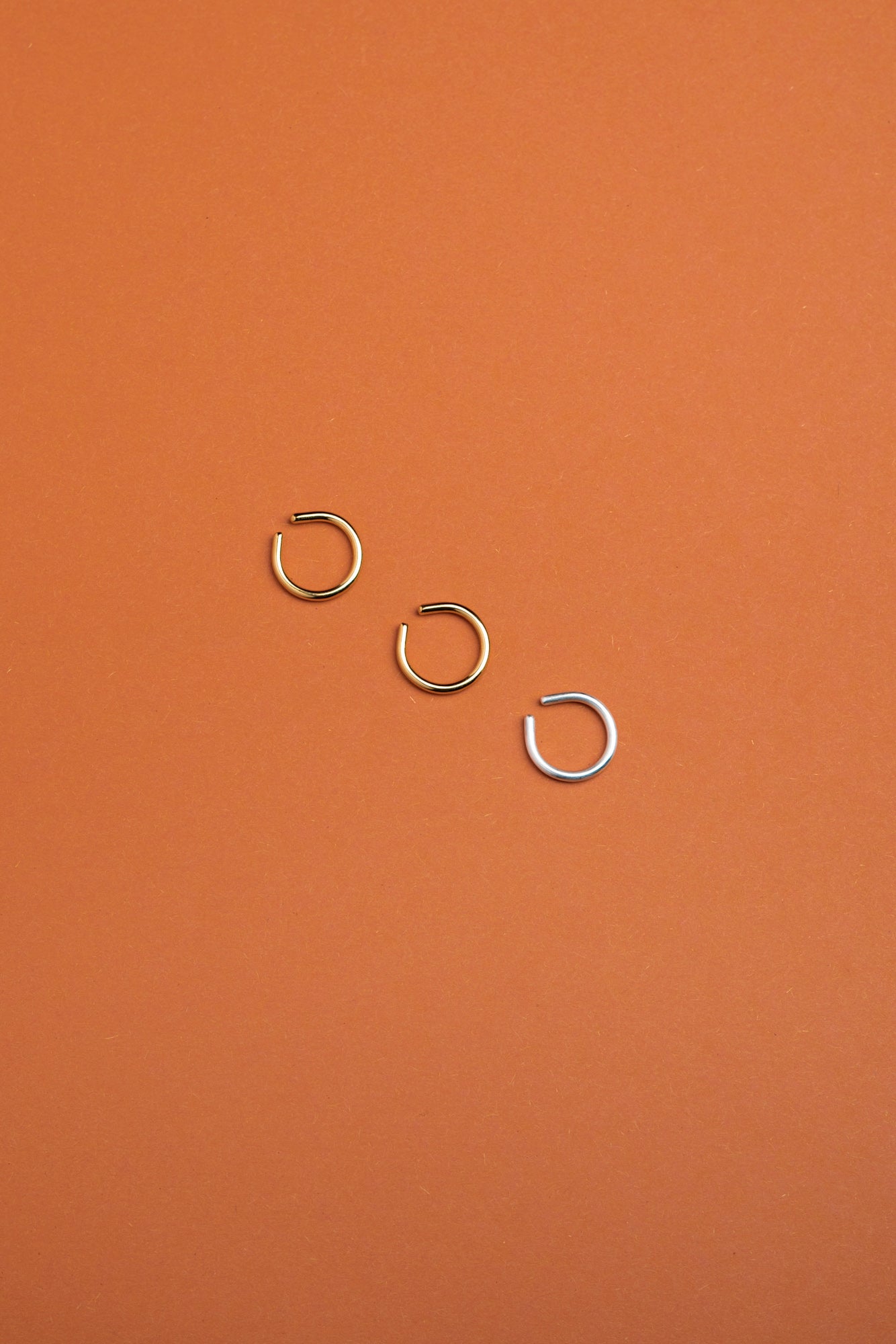 Single ear cuff