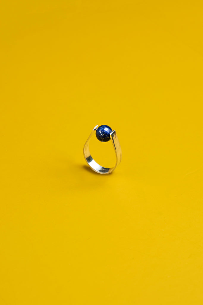 Serendipity ring lapis lazuli